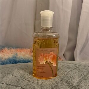 Vintage Bath & Body Works Sweet Pea Shower Gel 10fl oz / 295ml